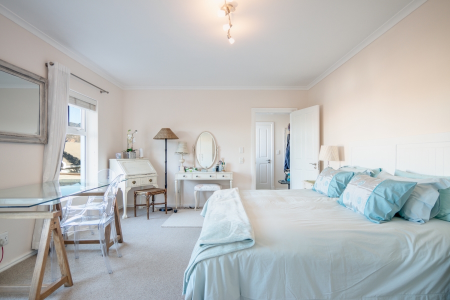 3 Bedroom Property for Sale in Glen Marine Western Cape